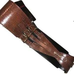 NWT Escada Leather Wide Waist Woman’s Belt Brown Snake Gold Hardware Italy